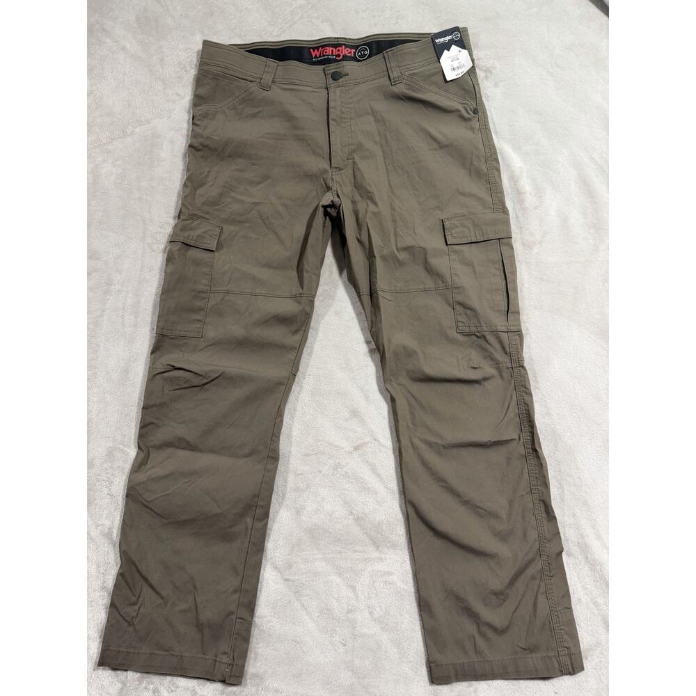 WRANGLER ATG Range Cargo Pant Men 40x30 Dark Khaki Hiking Pants NEW